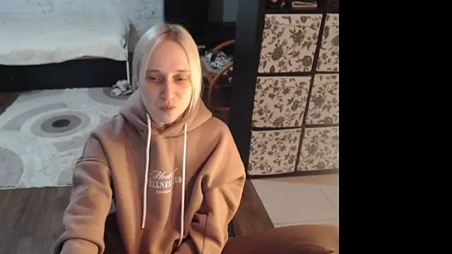 Snapshot of Your_guilty_pleasure1 chatting on February 11, 2026, 4:40 pm Your guilty pleasure1 online show from February 11, 2026, 4:40 pm