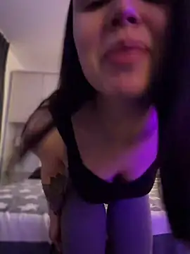 Snapshot of lorry6 chatting on April 14, 2026, 6:29 am lorry6 online show from April 14, 2026, 6:29 am