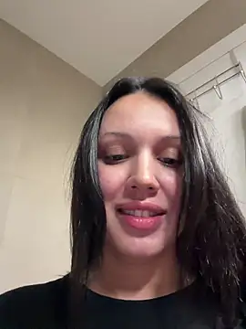 Snapshot of lorry6 chatting on April 3, 2026, 9:43 pm lorry6 online show from April 3, 2026, 9:43 pm