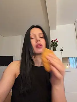 Snapshot of lorry6 chatting on February 19, 2026, 7:38 am lorry6 online show from February 19, 2026, 7:38 am