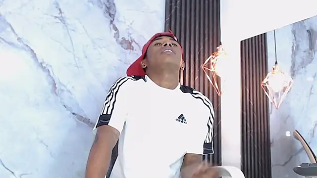 Snapshot of TonnyMarck chatting on March 8, 2026, 3:21 am TonnyMarck online show from March 8, 2026, 3:21 am