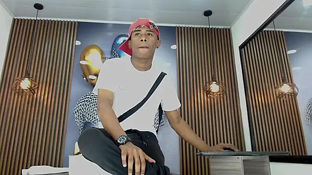 Snapshot of TonnyMarck chatting on March 14, 2026, 11:49 am TonnyMarck online show from March 14, 2026, 11:49 am