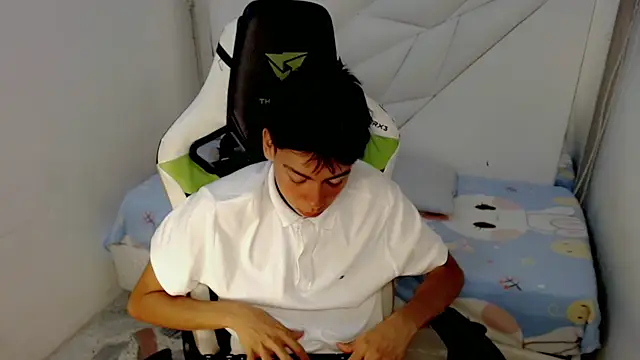 Liarr  online show from February 21, 2026, 8:11 pm