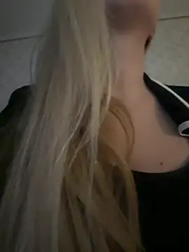 Snapshot of NikkiMis chatting on February 24, 2026, 11:38 pm NikkiMis online show from February 24, 2026, 11:38 pm