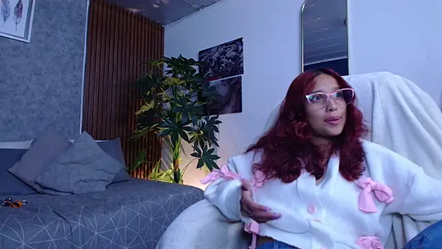 saphire  online show from February 11, 2026, 8:52 pm