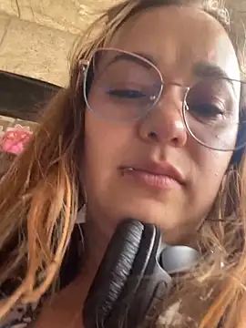 Snapshot of Tammy_Parker chatting on April 30, 2026, 8:57 pm Tammy Parker online show from April 30, 2026, 8:57 pm
