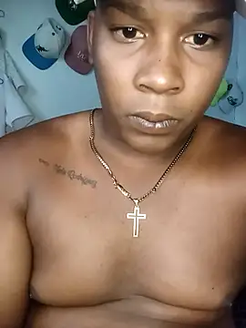 Snapshot of Leyder31 chatting on February 8, 2026, 2:26 pm Leyder31 online show from February 8, 2026, 2:26 pm