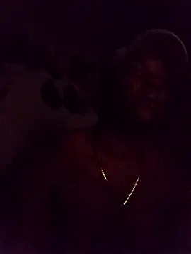 Snapshot of Leyder31 chatting on February 3, 2026, 6:22 am Leyder31 online show from February 3, 2026, 6:22 am