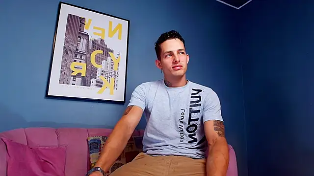 Snapshot of _angel_rivera chatting on February 18, 2026, 1:36 am angel rivera online show from February 18, 2026, 1:36 am