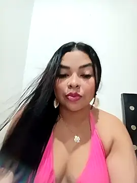 solene09 online show from February 5, 2026, 3:24 am