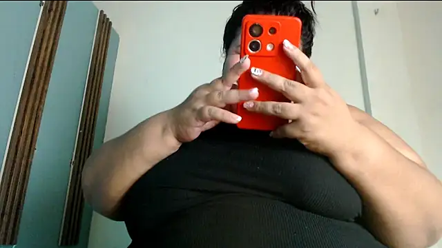 katalina gomez6921 online show from February 24, 2026, 4:13 am