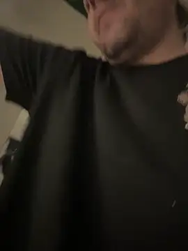 Snapshot of GabEthier chatting on April 11, 2026, 9:24 am GabEthier online show from April 11, 2026, 9:24 am