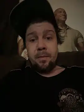 Snapshot of GabEthier chatting on April 1, 2026, 5:42 am GabEthier online show from April 1, 2026, 5:42 am