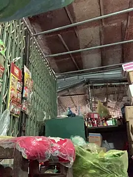 Snapshot of YANINA120 chatting on February 23, 2026, 2:02 am YANINA120 online show from February 23, 2026, 2:02 am