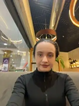 Snapshot of MiaTee chatting on February 2, 2026, 4:22 am MiaTee online show from February 2, 2026, 4:22 am