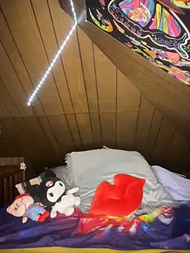 heluvsbabii online show from March 30, 2026, 8:27 am