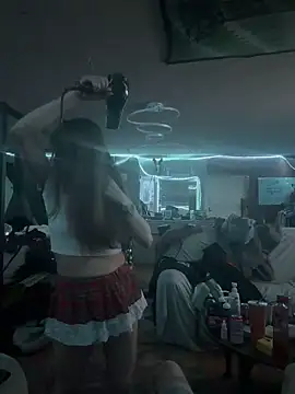 Snapshot of mileslongdeep chatting on March 16, 2026, 11:47 am mileslongdeep online show from March 16, 2026, 11:47 am