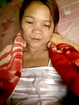 Snapshot of maymay-2000 chatting on February 12, 2026, 9:31 am maymay-2000 online show from February 12, 2026, 9:31 am