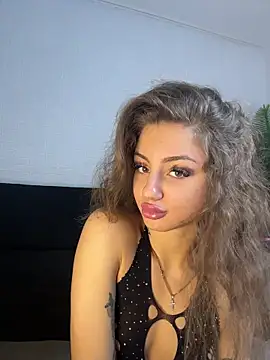 AnnastasiaJune online show from February 7, 2026, 6:54 am