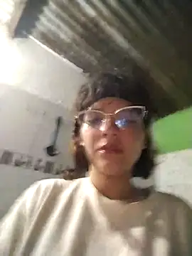 Melissa giratt online show from February 9, 2026, 2:53 am