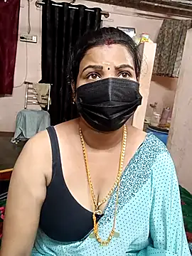 Snapshot of Madhusri_Tamil_Telugu chatting on April 29, 2026, 2:10 pm Madhusri Tamil Telugu online show from April 29, 2026, 2:10 pm