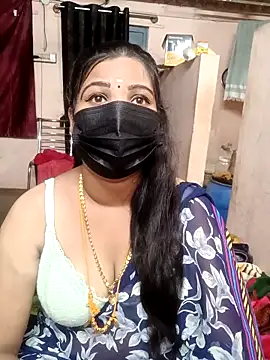 Snapshot of Madhusri_Tamil_Telugu chatting on May 6, 2026, 3:38 pm Madhusri Tamil Telugu online show from May 6, 2026, 3:38 pm
