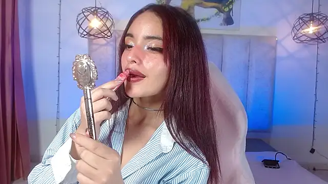 Snapshot of madissonrousecs chatting on April 9, 2026, 6:19 am madissonrousecs online show from April 9, 2026, 6:19 am