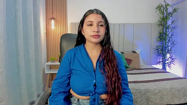 Victoria Rosee online show from May 9, 2026, 12:52 pm