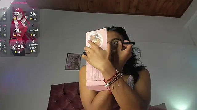 Snapshot of luna_velveth chatting on April 6, 2026, 10:27 am luna velveth online show from April 6, 2026, 10:27 am