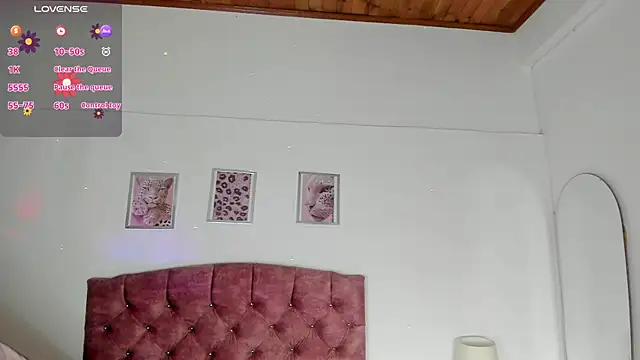 Snapshot of luna_velveth chatting on April 13, 2026, 10:19 am luna velveth online show from April 13, 2026, 10:19 am