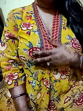 PARI51 online show from February 12, 2026, 8:08 pm