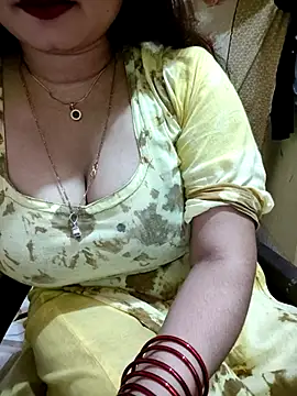 PARI51 online show from June 6, 2026, 7:52 pm