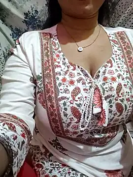 PARI51 online show from March 6, 2026, 8:26 pm