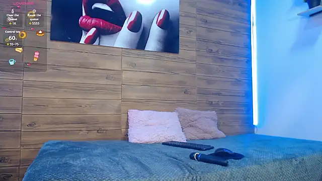 Snapshot of annie_sleeper chatting on February 1, 2026, 9:57 pm annie sleeper online show from February 1, 2026, 9:57 pm