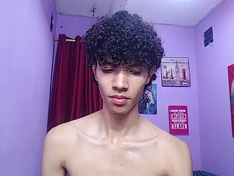 Snapshot of bigcock_twinks chatting on February 24, 2026, 5:30 am bigcock twinks online show from February 24, 2026, 5:30 am