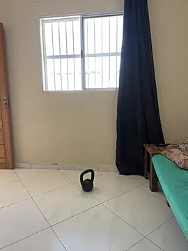 Renataalves online show from April 9, 2026, 1:06 pm