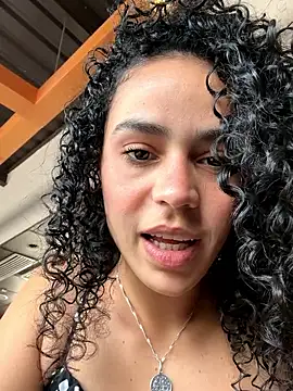 Snapshot of SirenStell0 chatting on April 6, 2026, 5:25 pm SirenStell0 online show from April 6, 2026, 5:25 pm