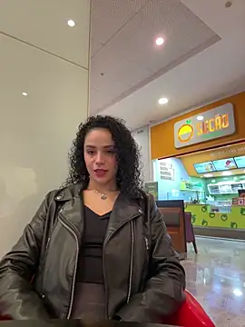 Snapshot of SirenStell0 chatting on March 11, 2026, 6:35 pm SirenStell0 online show from March 11, 2026, 6:35 pm