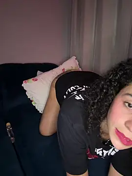 Snapshot of SirenStell0 chatting on March 28, 2026, 4:35 am SirenStell0 online show from March 28, 2026, 4:35 am