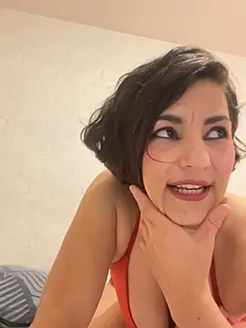 Snapshot of eva_luz chatting on March 12, 2026, 9:41 pm eva luz online show from March 12, 2026, 9:41 pm