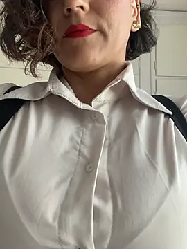 eva luz online show from May 25, 2026, 8:13 am