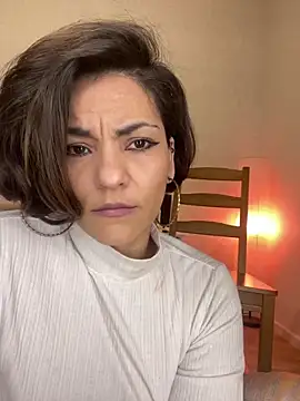 Snapshot of eva_luz chatting on March 14, 2026, 4:35 pm eva luz online show from March 14, 2026, 4:35 pm