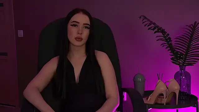 ArianaLim online show from May 24, 2026, 4:07 pm
