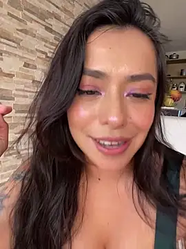 Snapshot of foxxy_lover chatting on February 5, 2026, 6:48 pm foxxy lover online show from February 5, 2026, 6:48 pm