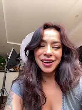 Snapshot of foxxy_lover chatting on February 28, 2026, 7:13 pm foxxy lover online show from February 28, 2026, 7:13 pm