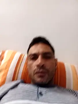 yoahotpetrafiery online show from May 15, 2026, 9:46 pm