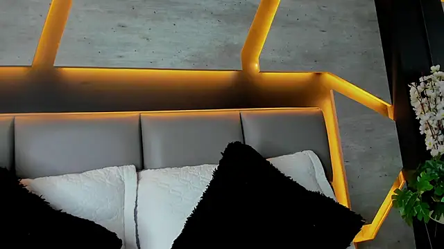 Snapshot of Valeriabigass chatting on February 6, 2026, 1:18 pm Valeriabigass online show from February 6, 2026, 1:18 pm