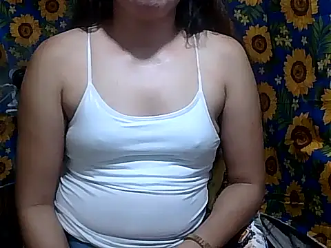 Snapshot of Sexy_HotPussy4u chatting on April 16, 2026, 8:48 am Sexy HotPussy4u online show from April 16, 2026, 8:48 am