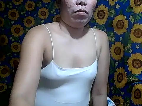 Snapshot of Sexy_HotPussy4u chatting on May 4, 2026, 12:19 pm Sexy HotPussy4u online show from May 4, 2026, 12:19 pm