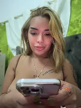 AmandaWizard online show from May 3, 2026, 2:53 pm